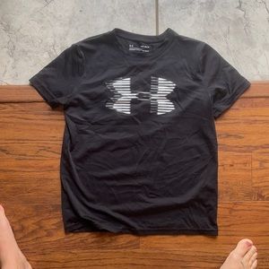 under armor boys shirt